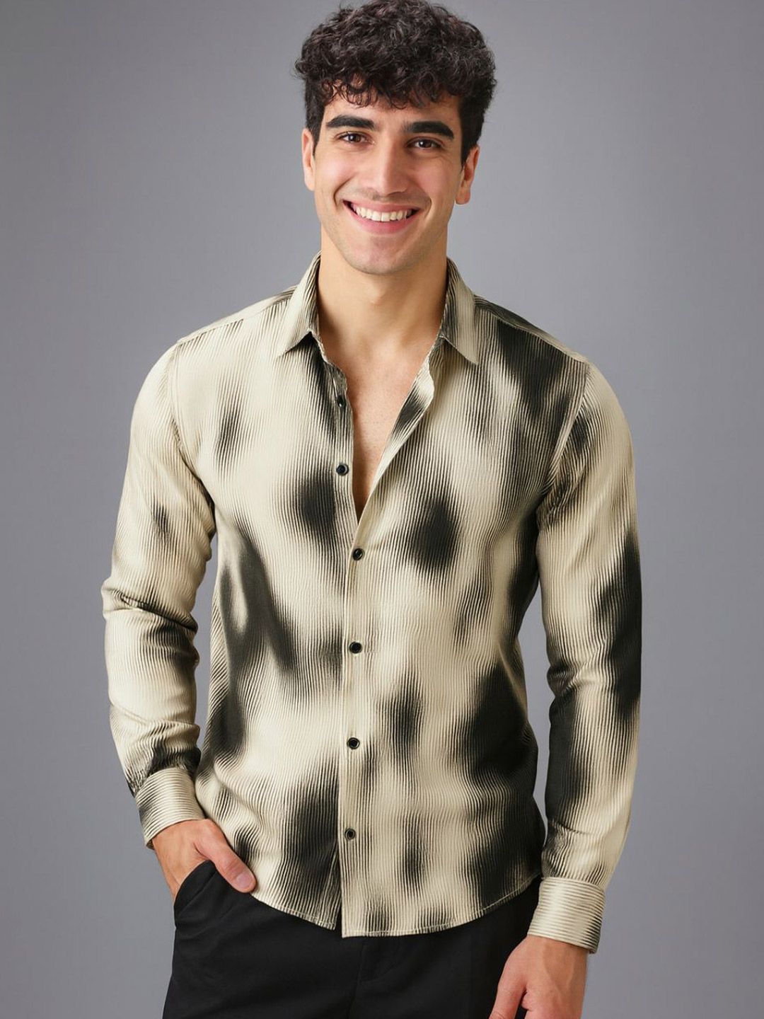 encore by INVICTUS Men Original Fit Abstract Printed Spread Collar Casual Shirt-picture-30