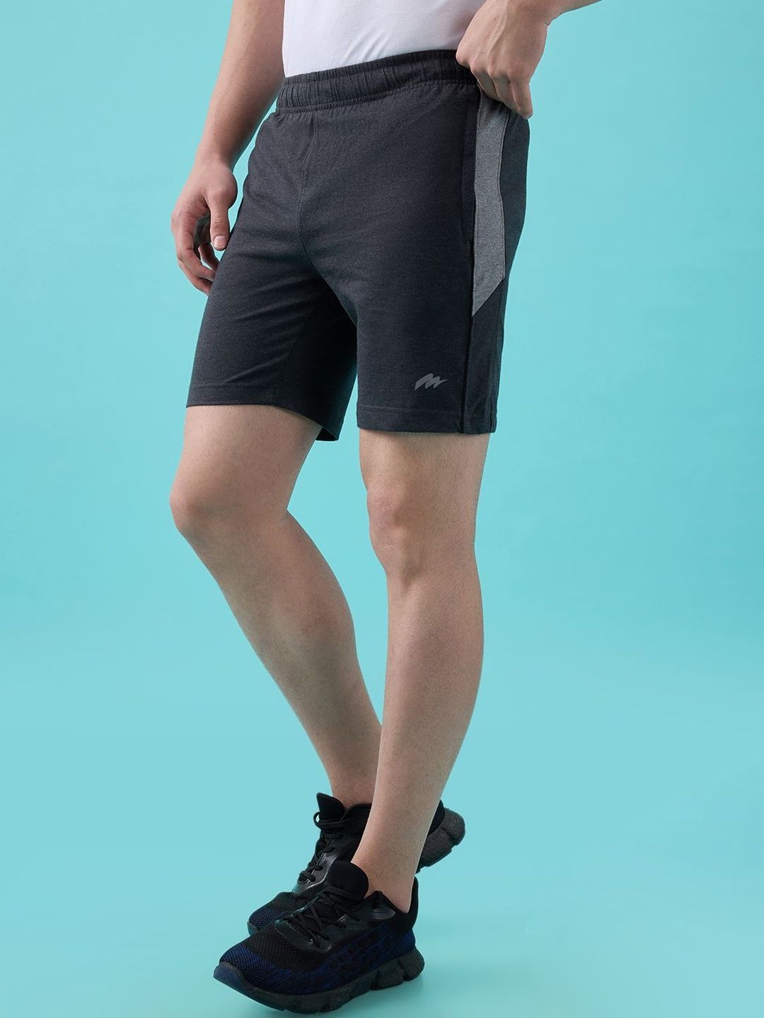 HINT Men Colourblocked Antimicrobial Technology Shorts-picture-15