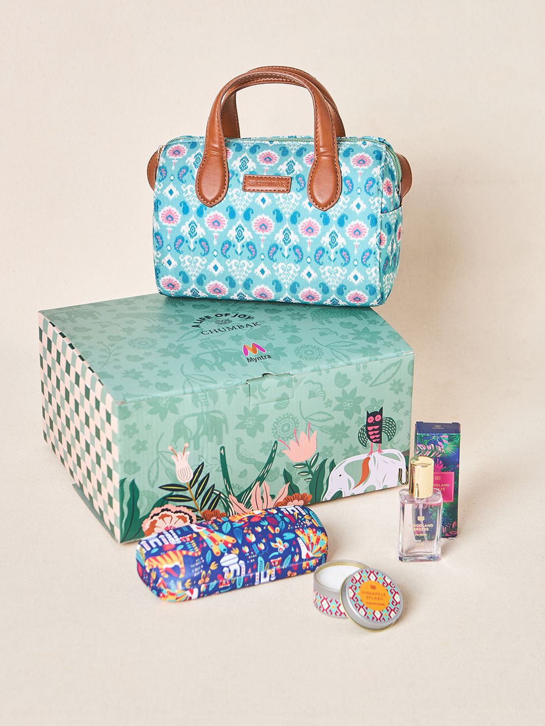 Chumbak Unisex Set of 4 Accessory Chic Gift Set-picture-30