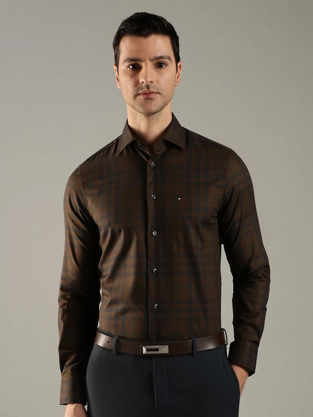 Tommy Hilfiger Men Checked Formal Shirt-picture-25