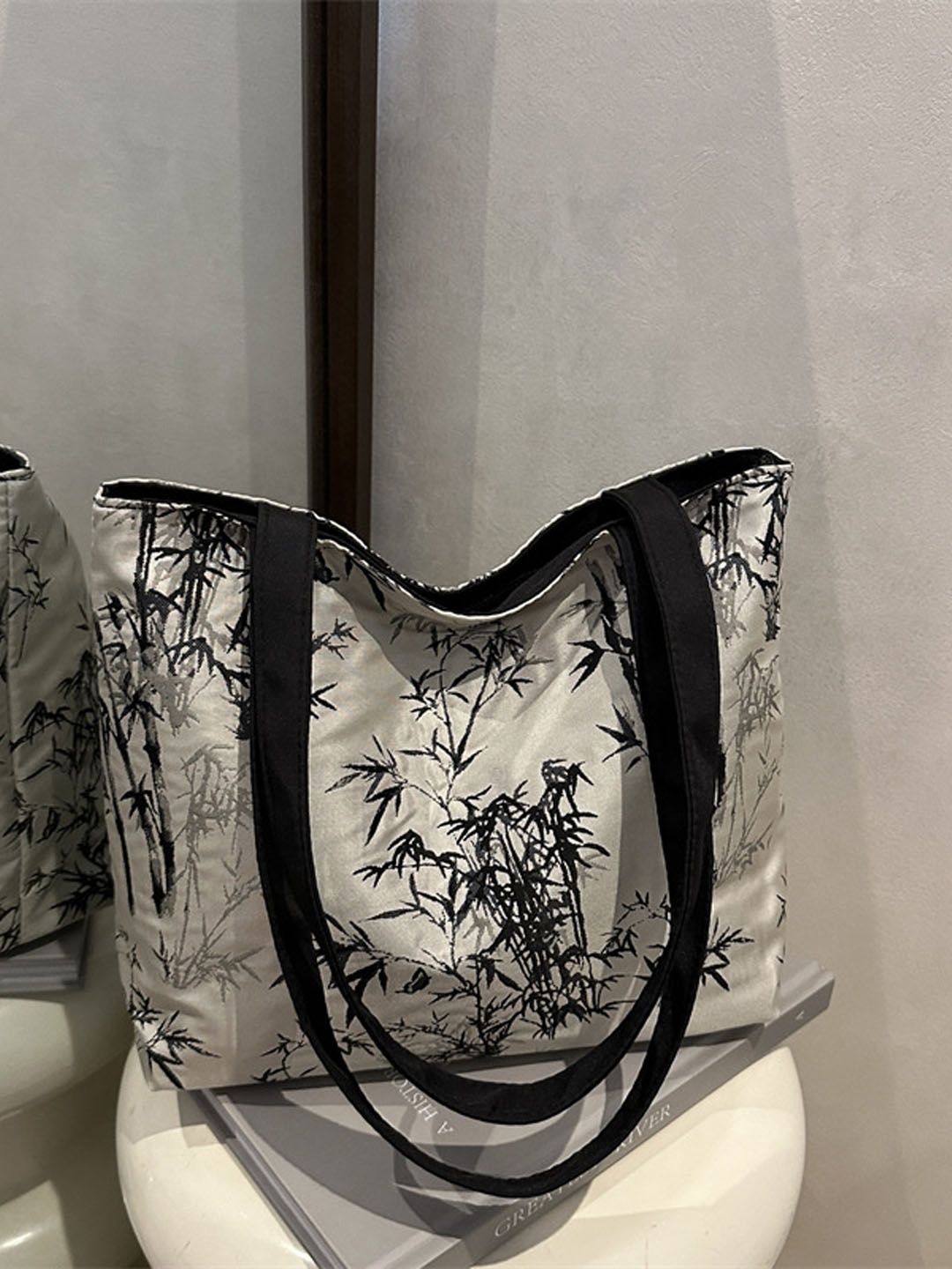 StyleCast Floral Printed PU Structured Shoulder Bag-picture-20