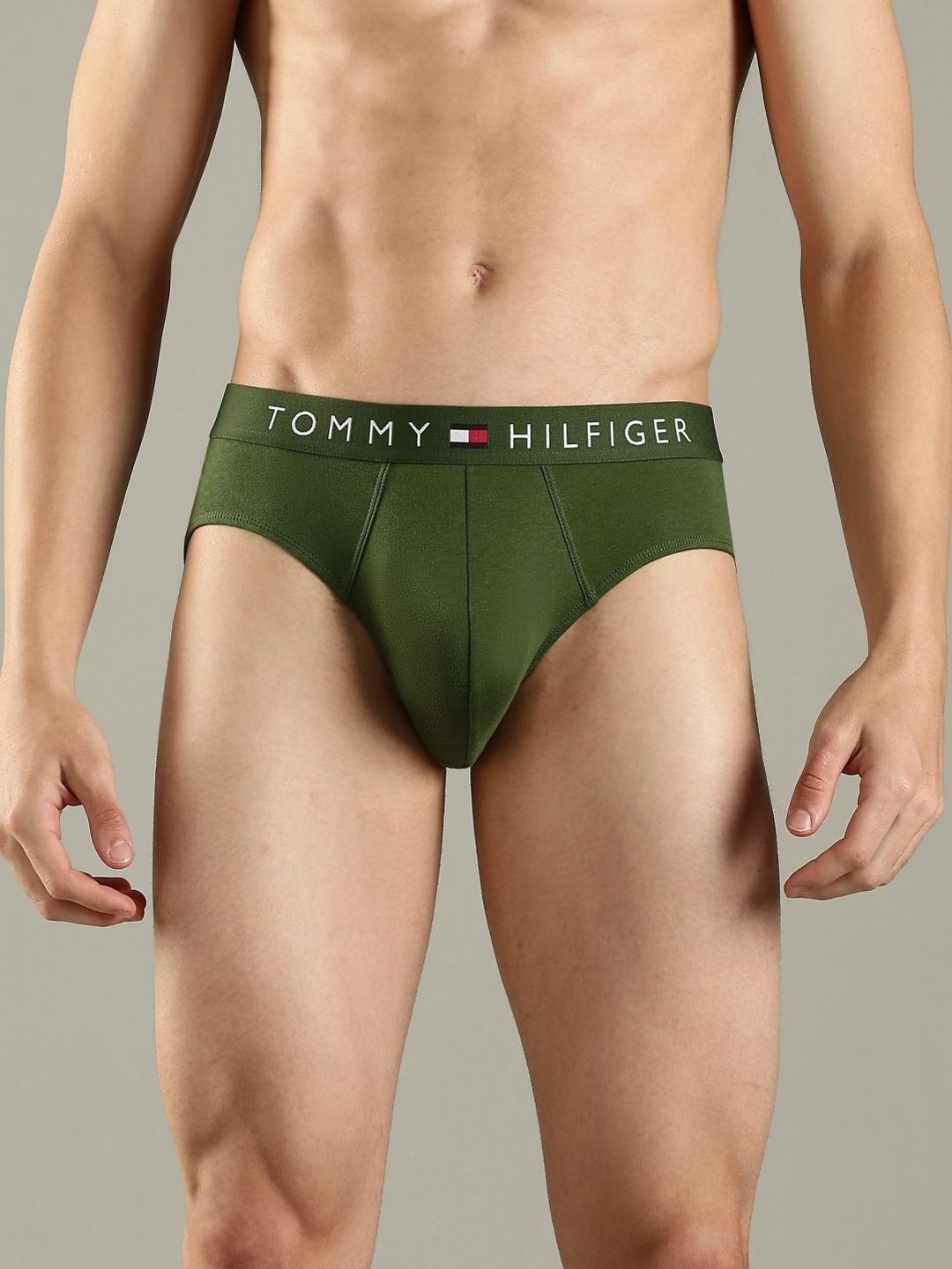 Tommy Hilfiger Men Pack Of 5 Solid Low Rise Briefs-picture-32
