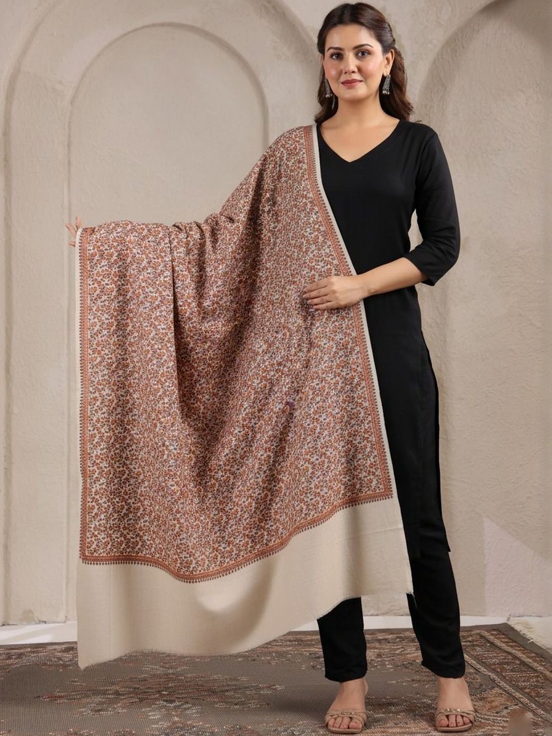 Zamour Women Floral Embroidered Shawl-image-1