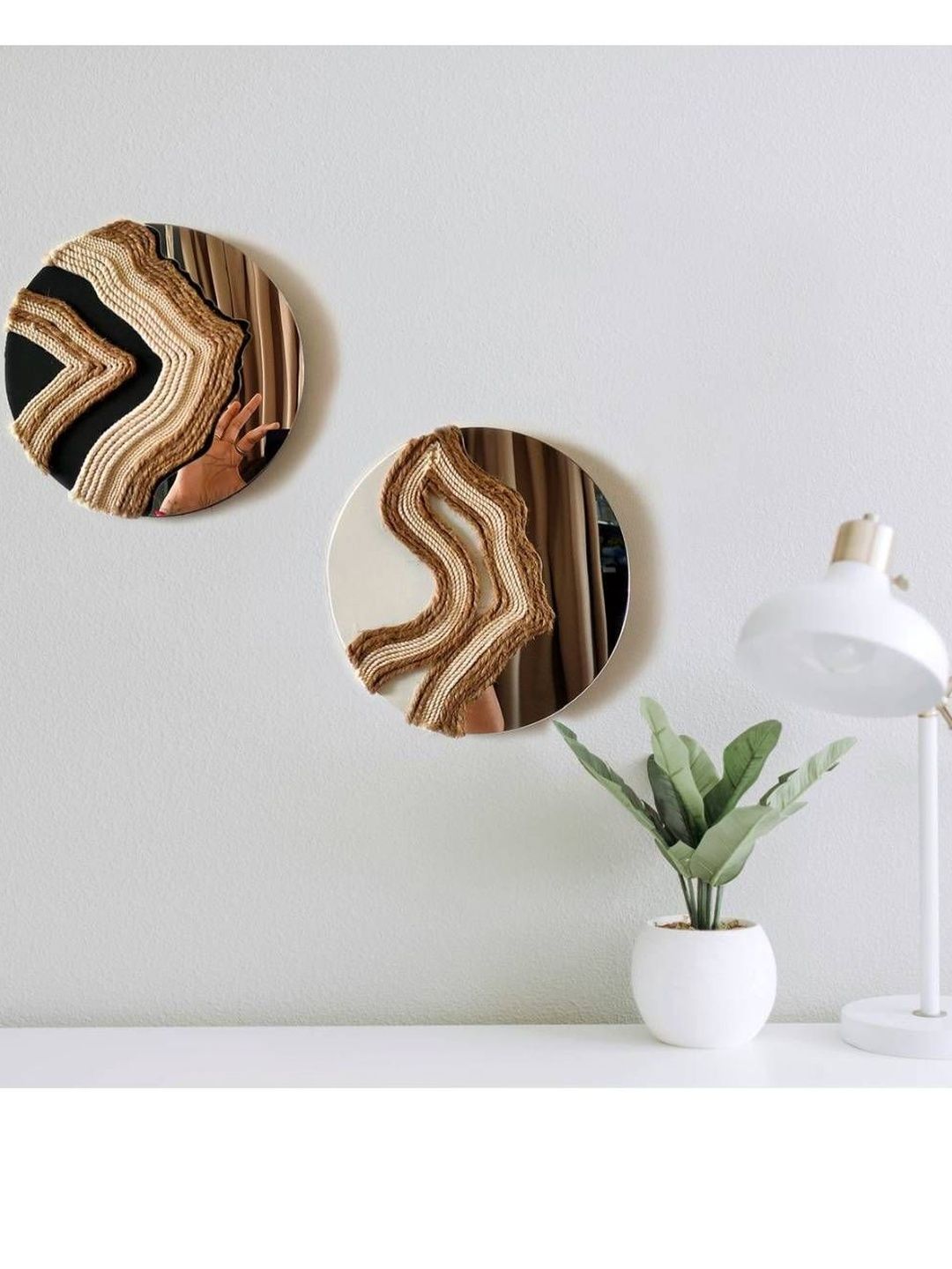 VAH Kya Bat Hai !! 2Pcs Brown & Black Round Nordic Boho Handwoven Raffia Wall Mirror