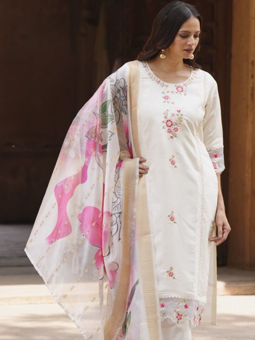 VredeVogel Women Floral Embroidered Kurta with Trousers & Dupatta-picture-14