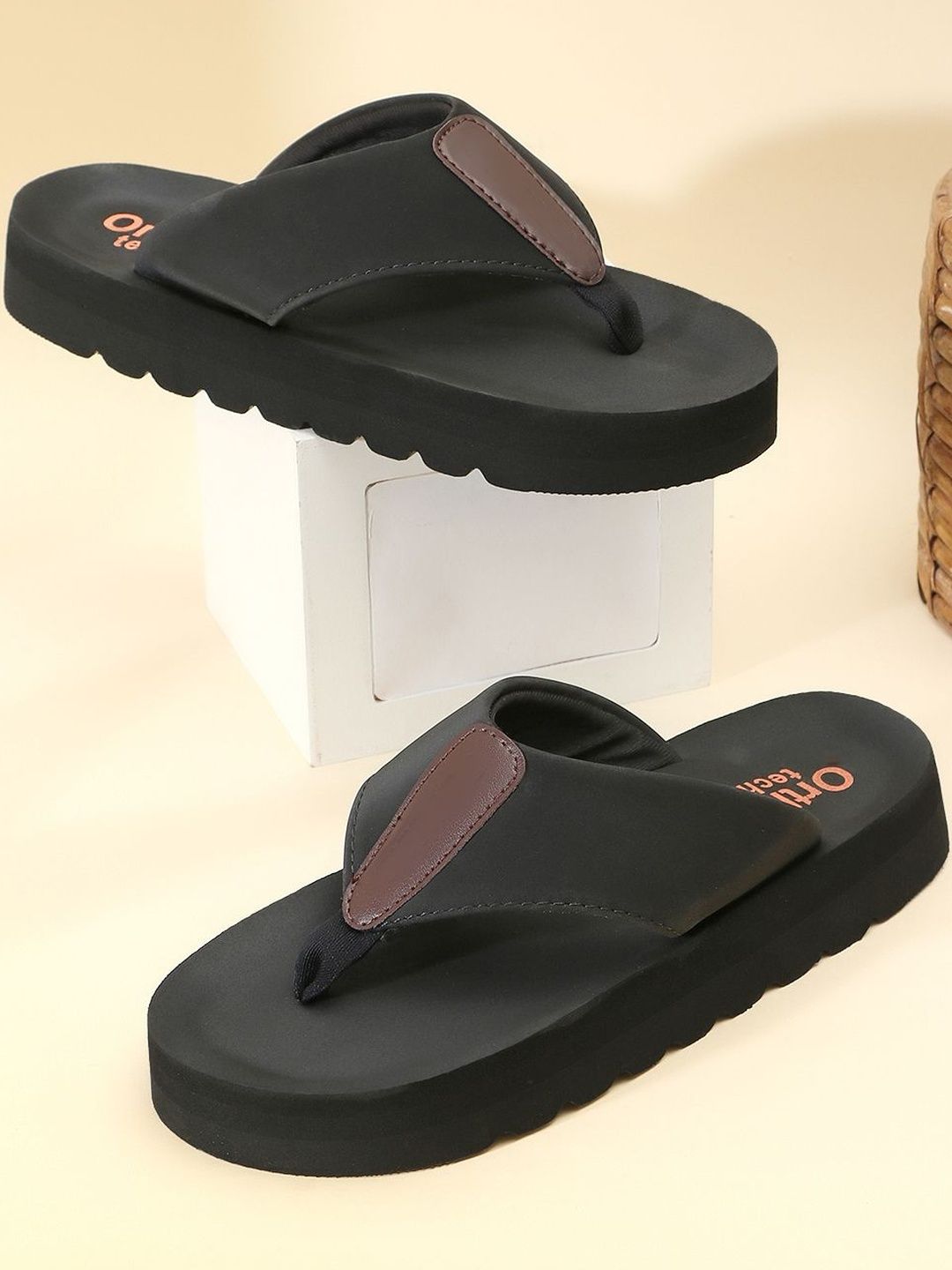 TOMSY CHOICE Men Black Solid Ortho Slip-On Casual Flip Flops-picture-58