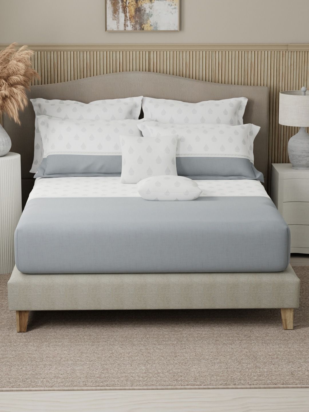 Boutique Living India Grey & White Printed 400TC Cotton King Bedsheet Set 2.74 m x 2.74 m-image-38
