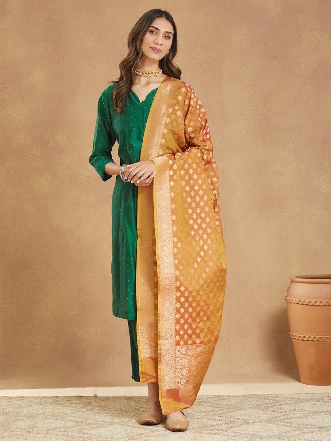 Fabindia Floral Woven Design Zari Banarsi Dupatta-image-34