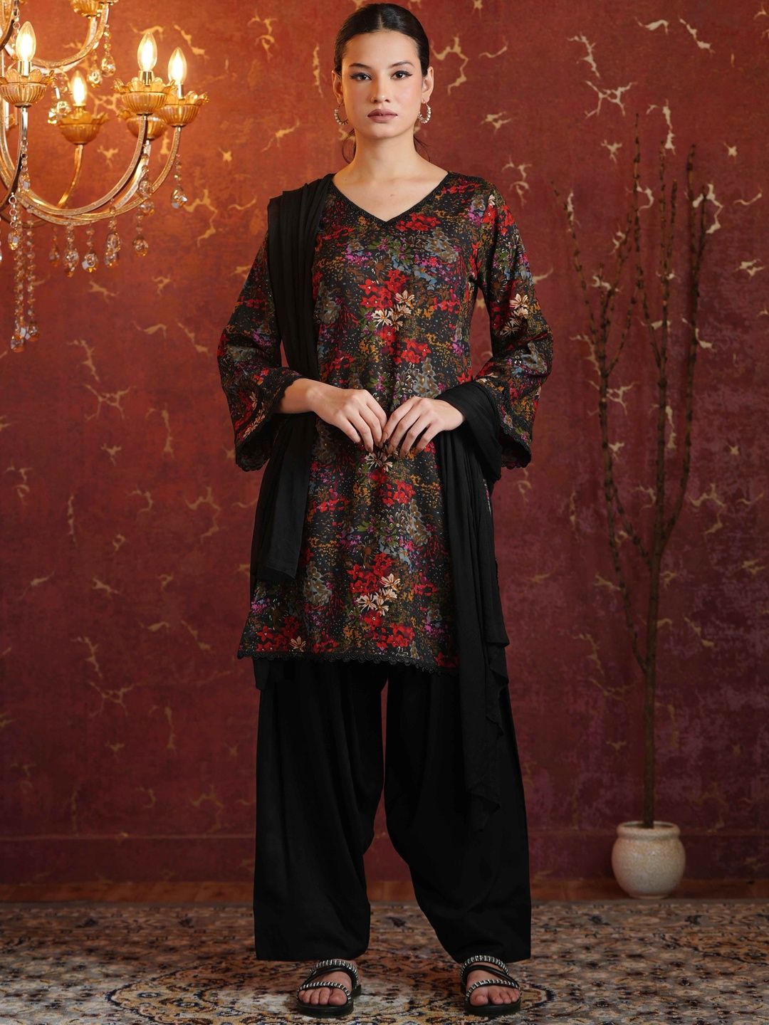 Anouk Women Floral Printed Regular Kurta with Patiala & With Dupatta-picture-30