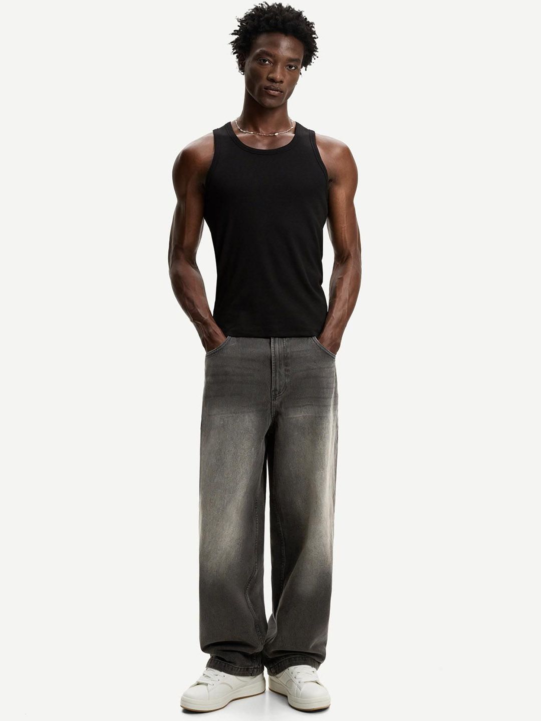 Bershka Men Super Baggy Low-Rise Heavy Fade Jeans-picture-17