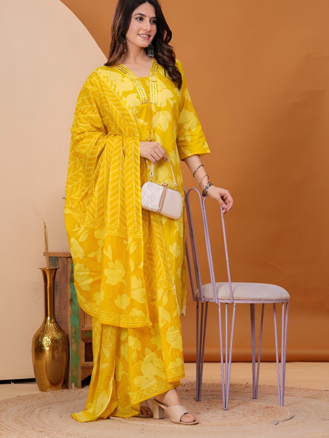 JAIPURI COLLECTION Women Floral Printed Regular Mirror Work Cotton Kurta Set With Dupatta-picture-10