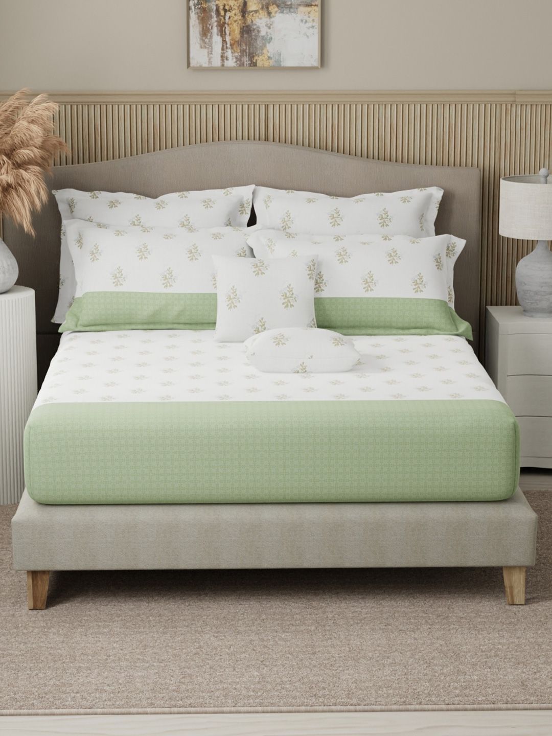 Boutique Living India Green & White Printed 400TC Cotton King Bedsheet Set 2.74 m x 2.74 m-image-37