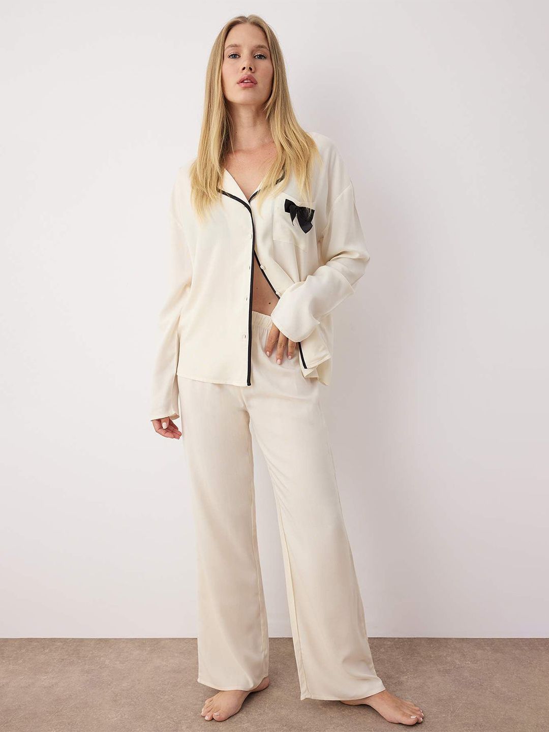 Trendyol Women Lapel Collar Night Suit-picture-6
