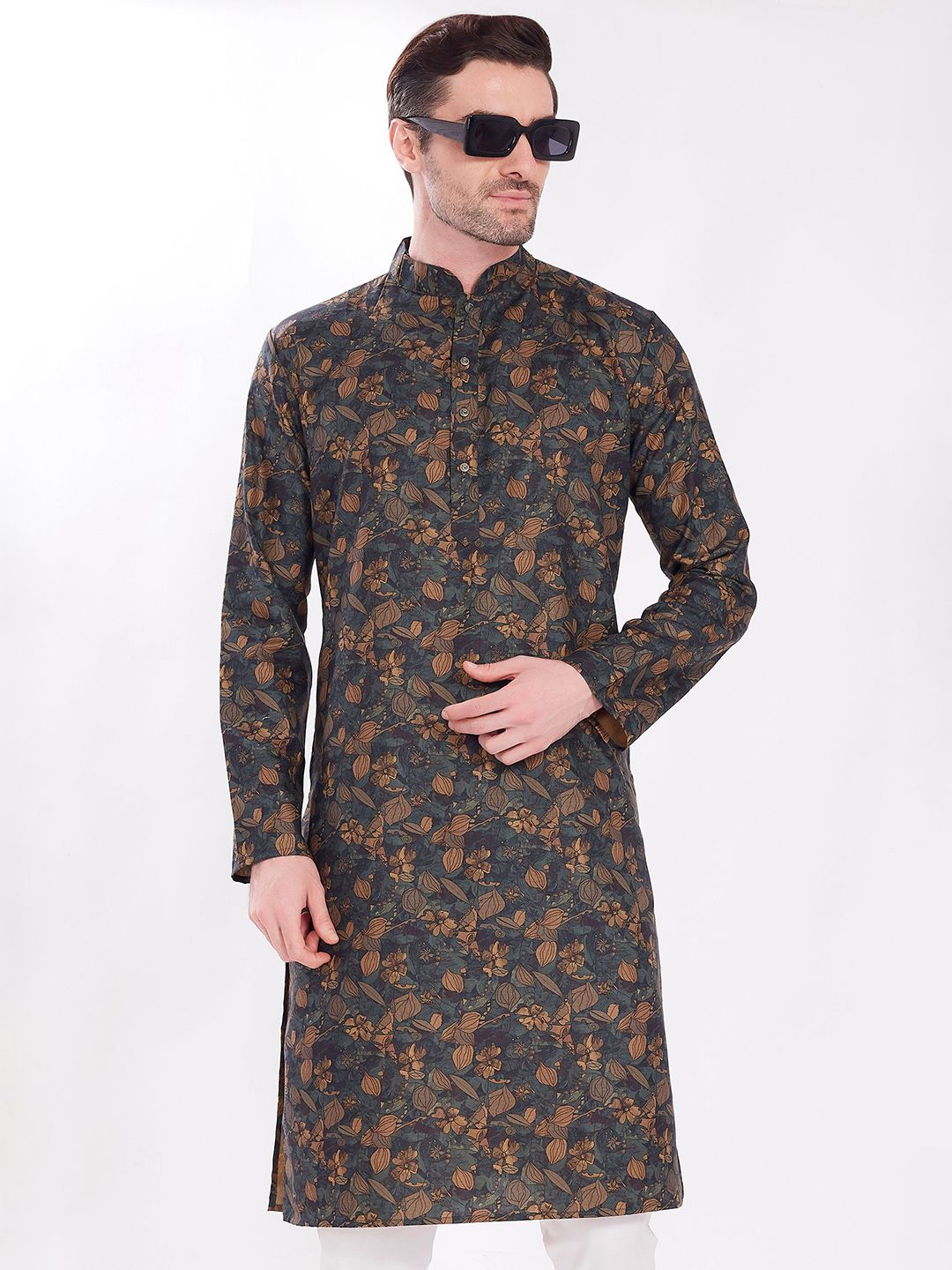 DIVISIVE Men Floral Printed Mandarin Collar Kurta-picture-34