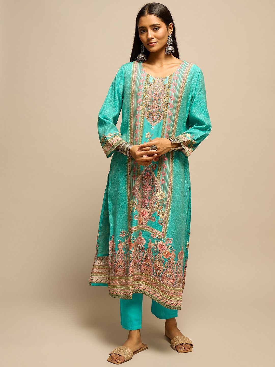 House of Pataudi Women Floral Embroidered Kurta with Trouser & Dupatta-picture-16