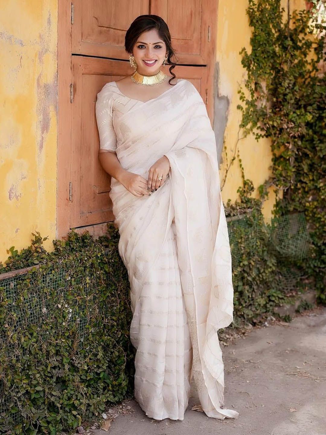 SWEETPEL Woven Design Zari Banarasi Saree-picture-25