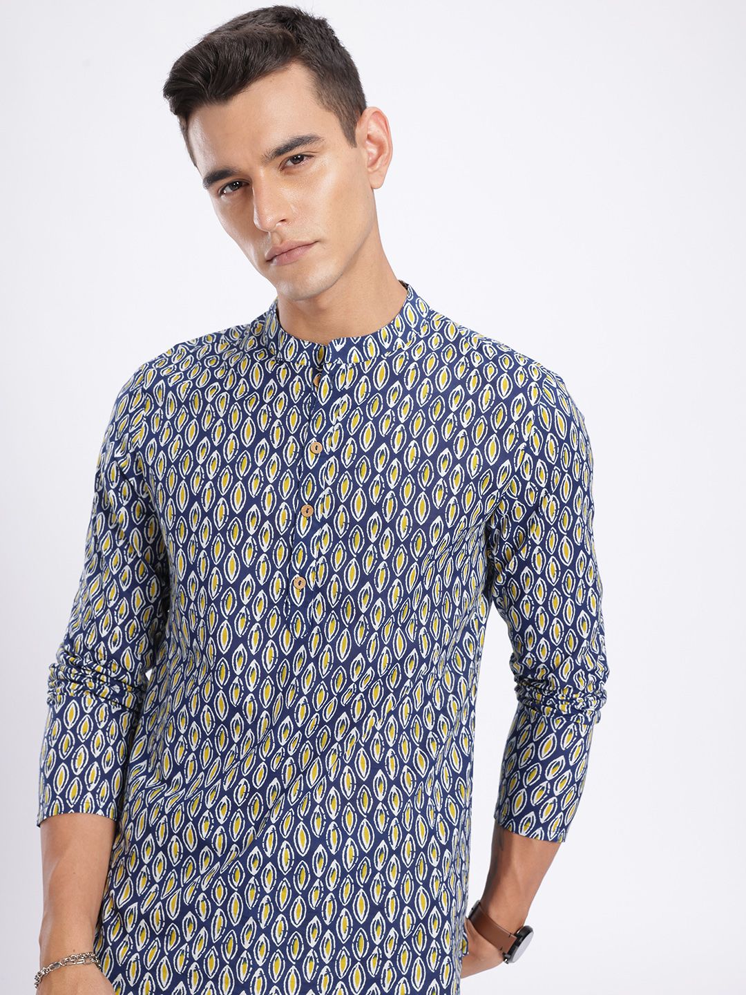 Anouk Rustic Band Collar Floral Printed Kurta-picture-18