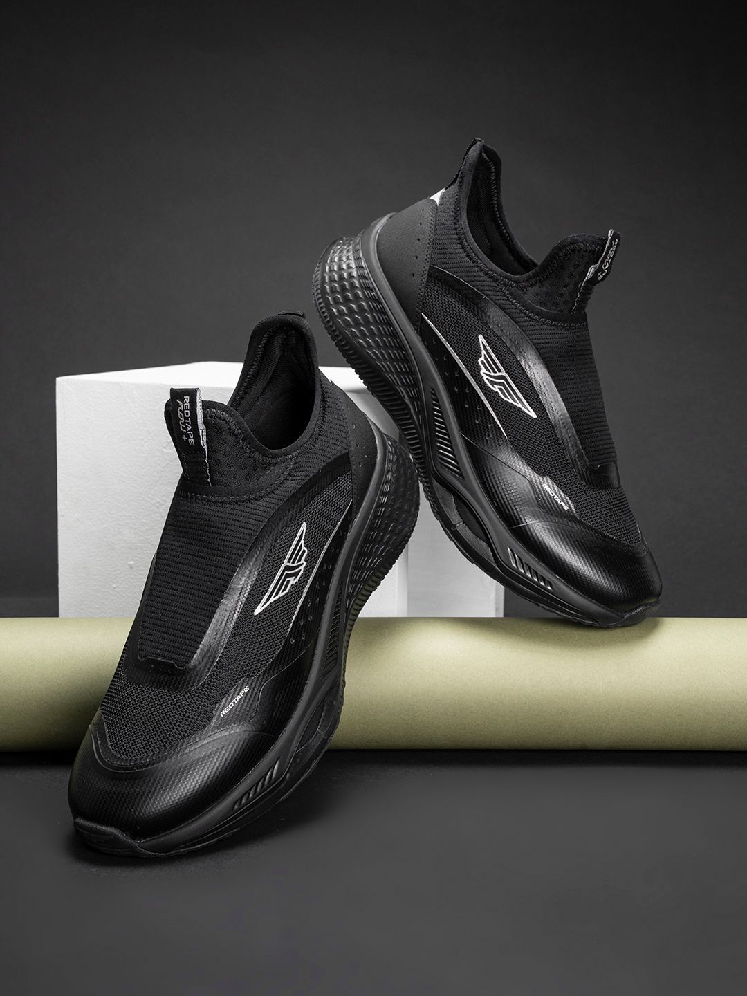 Red Tape Men Mesh Walking Shoes-image-46