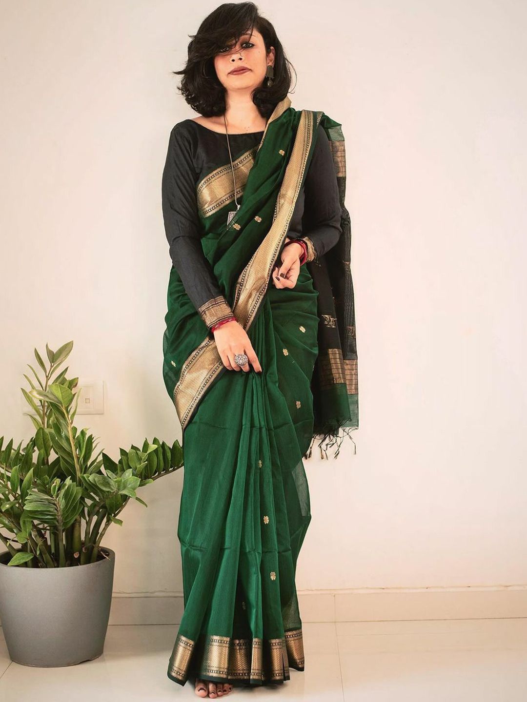 SWEETPEL Ethnic Motifs Woven Design Zari Banarasi Saree-picture-28