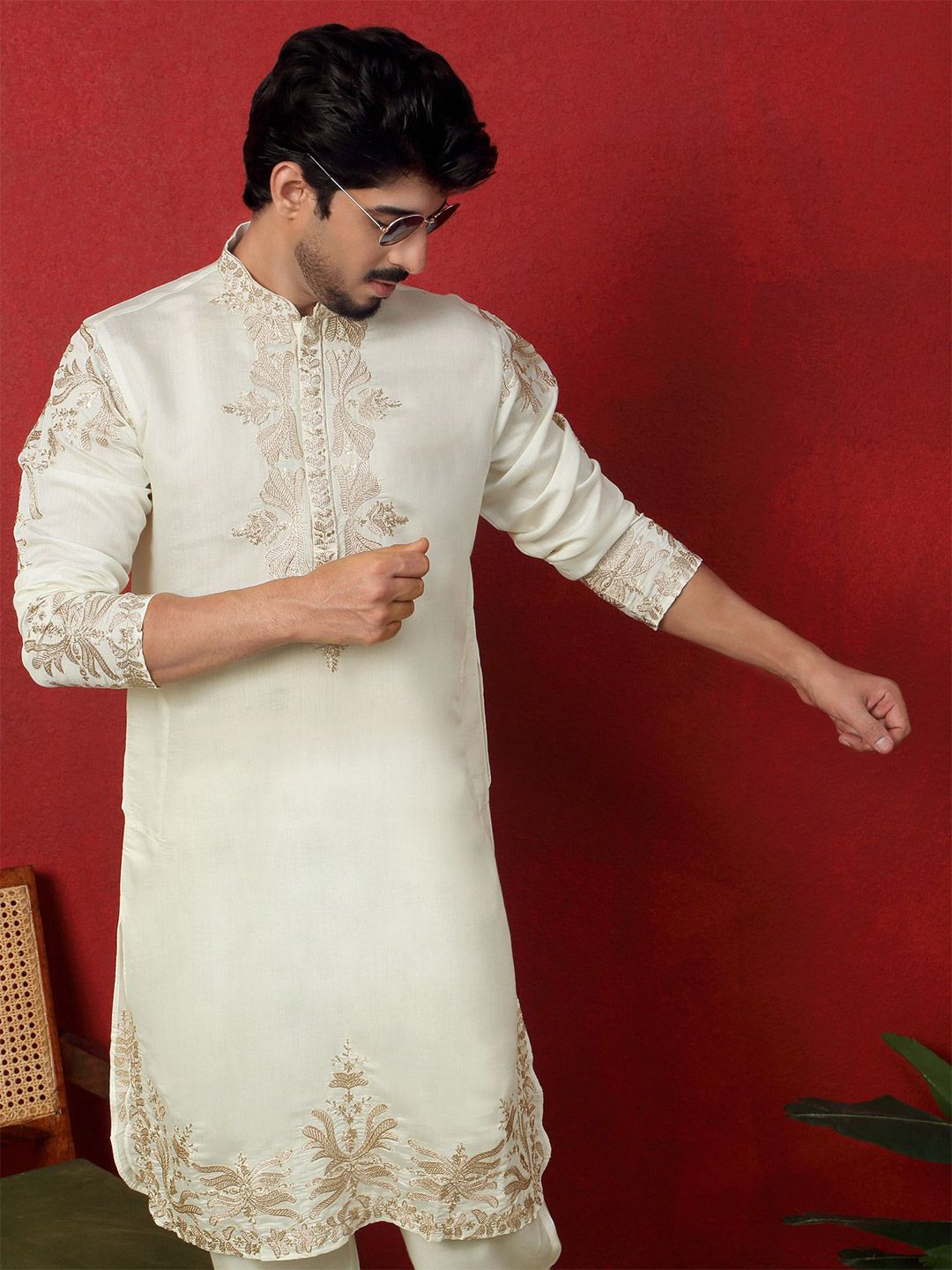 KRAFT INDIA LUXE Men Embroidered Sequinned Kurta-picture-29