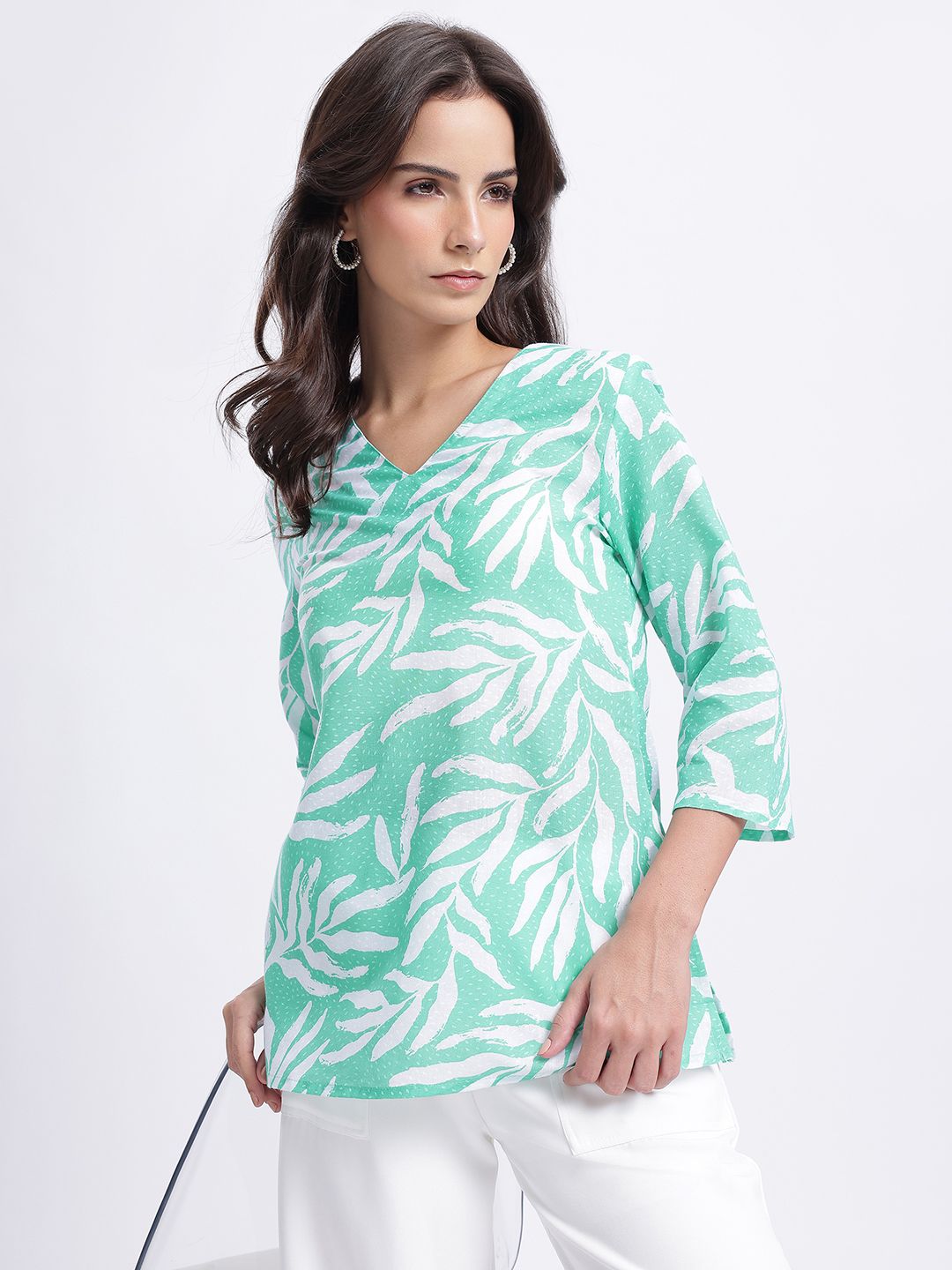 Anouk Rustic Floral Printed V-Neck Straight Kurti-picture-55