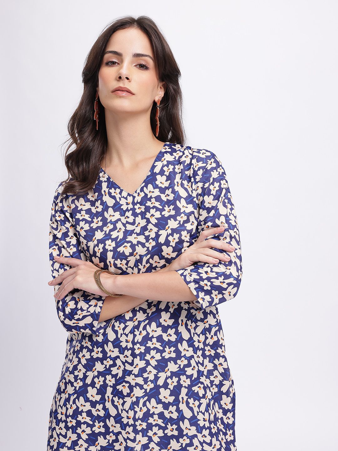Anouk Rustic Floral Printed V-Neck Kurti-picture-35