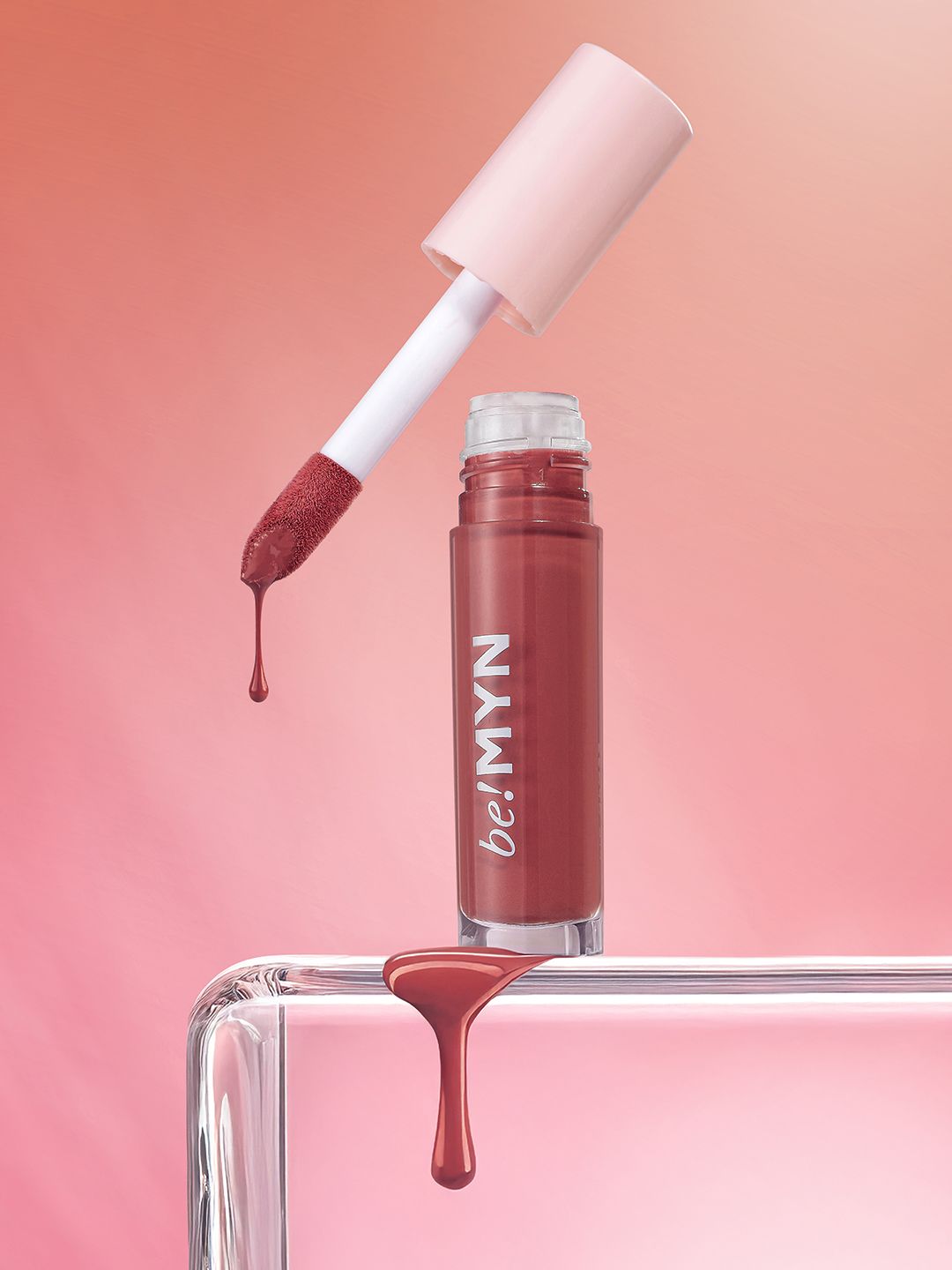 Be!Myn Poutstanding Hydrating High Shine Lip Gloss with Peptides 4 ml - Bare Blush LG03