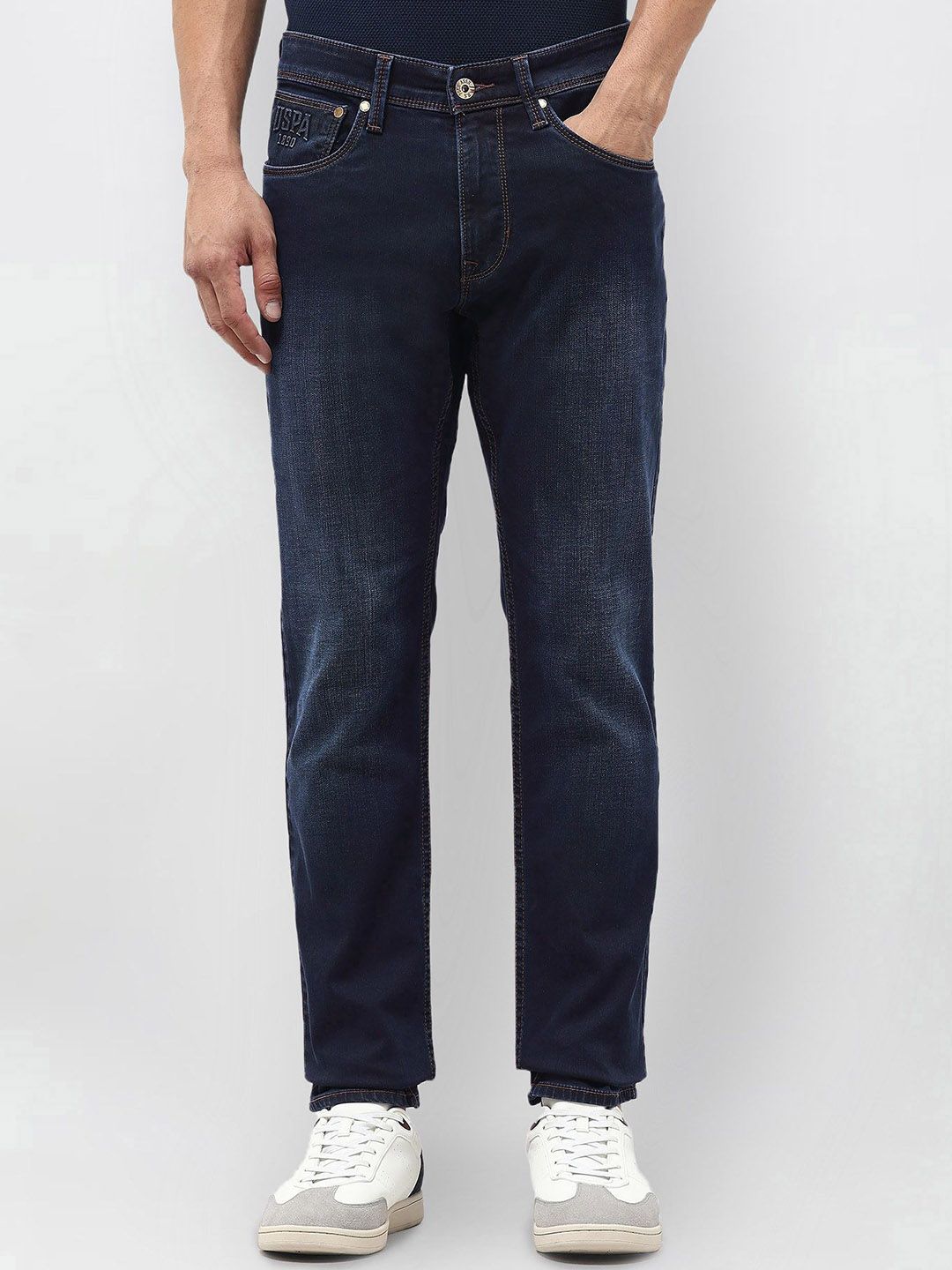 U.S. Polo Assn. Denim Co. Men Tapered Fit Mid-Rise Light Fade Stretchable Jeans-picture-46