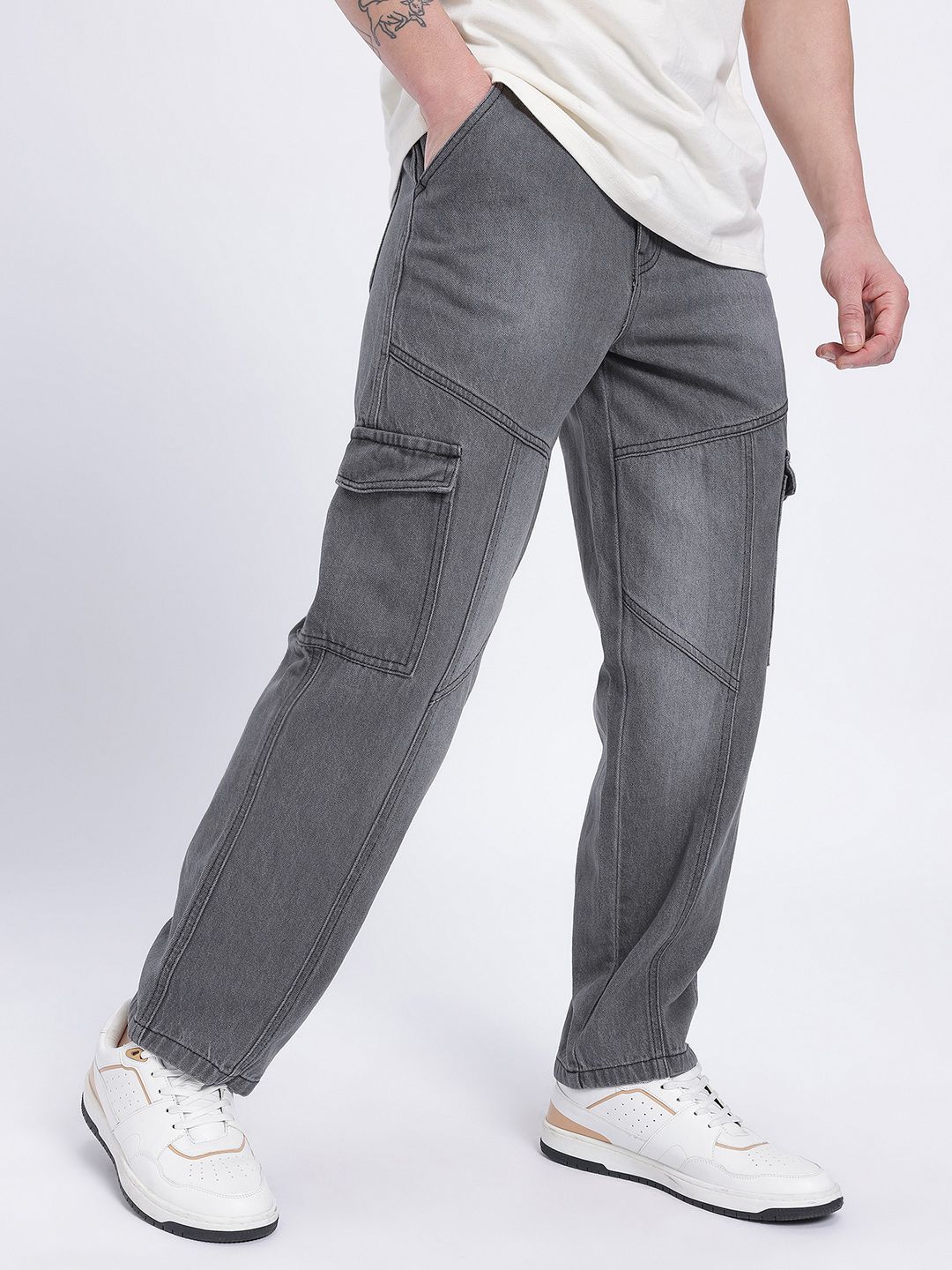 glitchez Men Mid-Rise Relaxed Fit Light Fade Cargo Style Jeans-picture-15