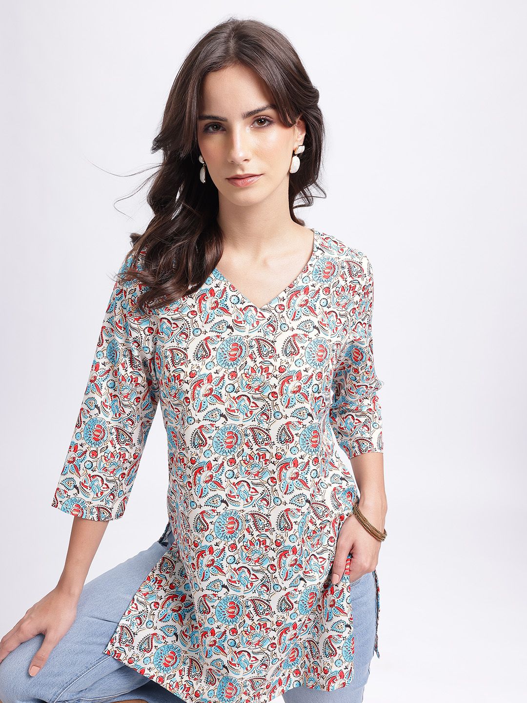 Anouk Rustic Paisley Printed V-Neck Kurti-picture-10
