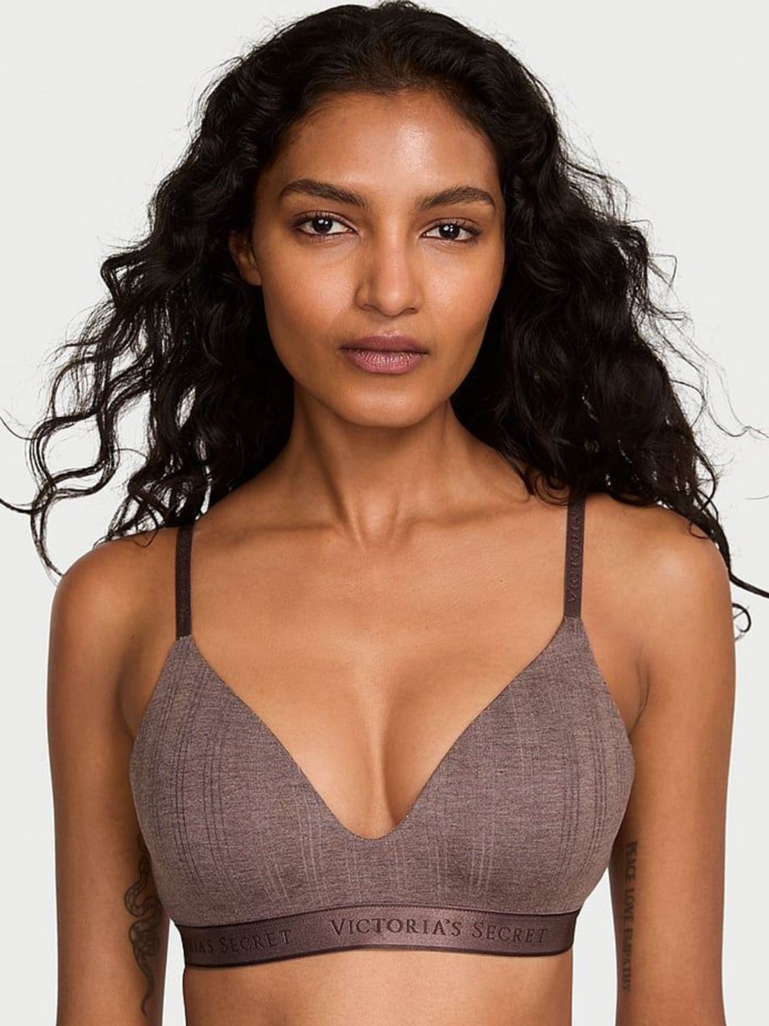 Victoria's Secret Medium Coverage Underwired Lightly Padded T-shirt Bra-picture-33