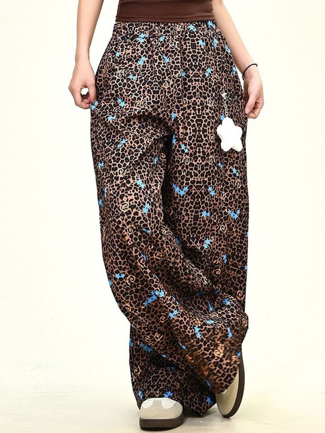 LULU & SKY Women Floral Printed High-Rise Pleated Wide Leg Trousers-picture-21