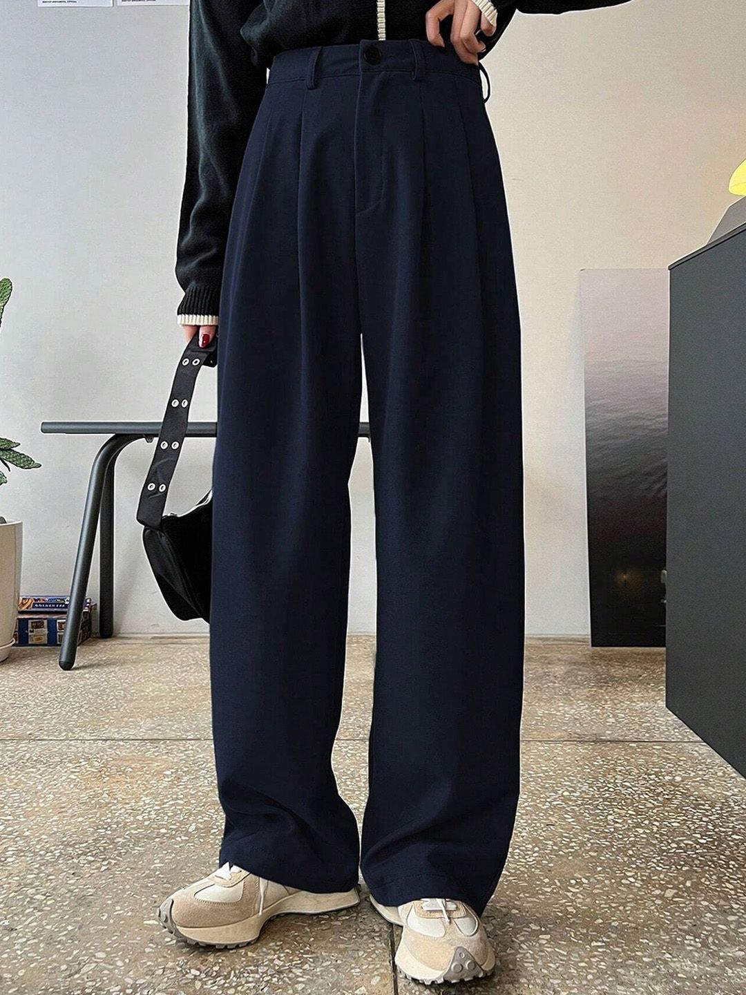 FNOCKS Women Relaxed Straight Leg Straight Fit High-Rise Pleated Trousers-picture-22