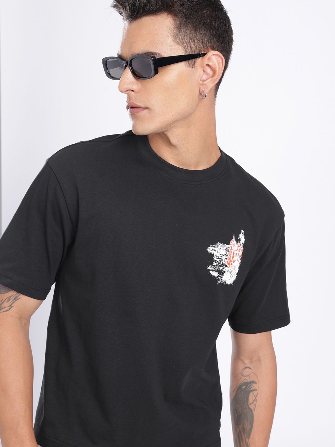 glitchez Graphic Printed Relaxed Fit T-shirt-picture-42