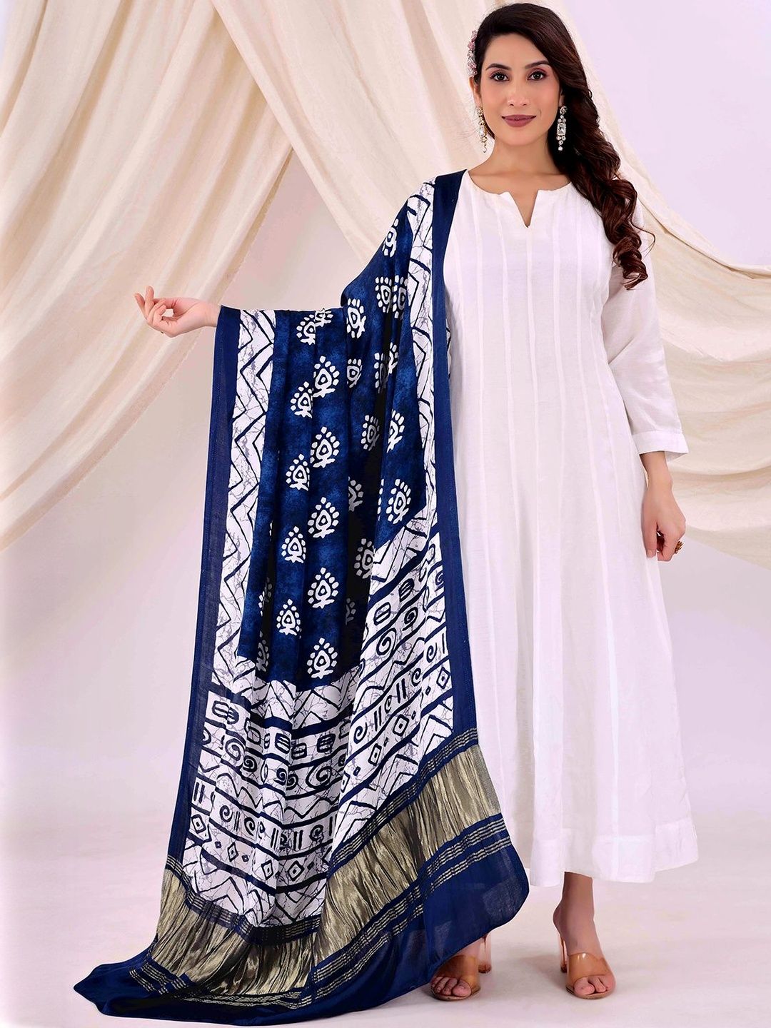 Desibutik Women Ethnic Motifs Printed Dupatta-picture-31