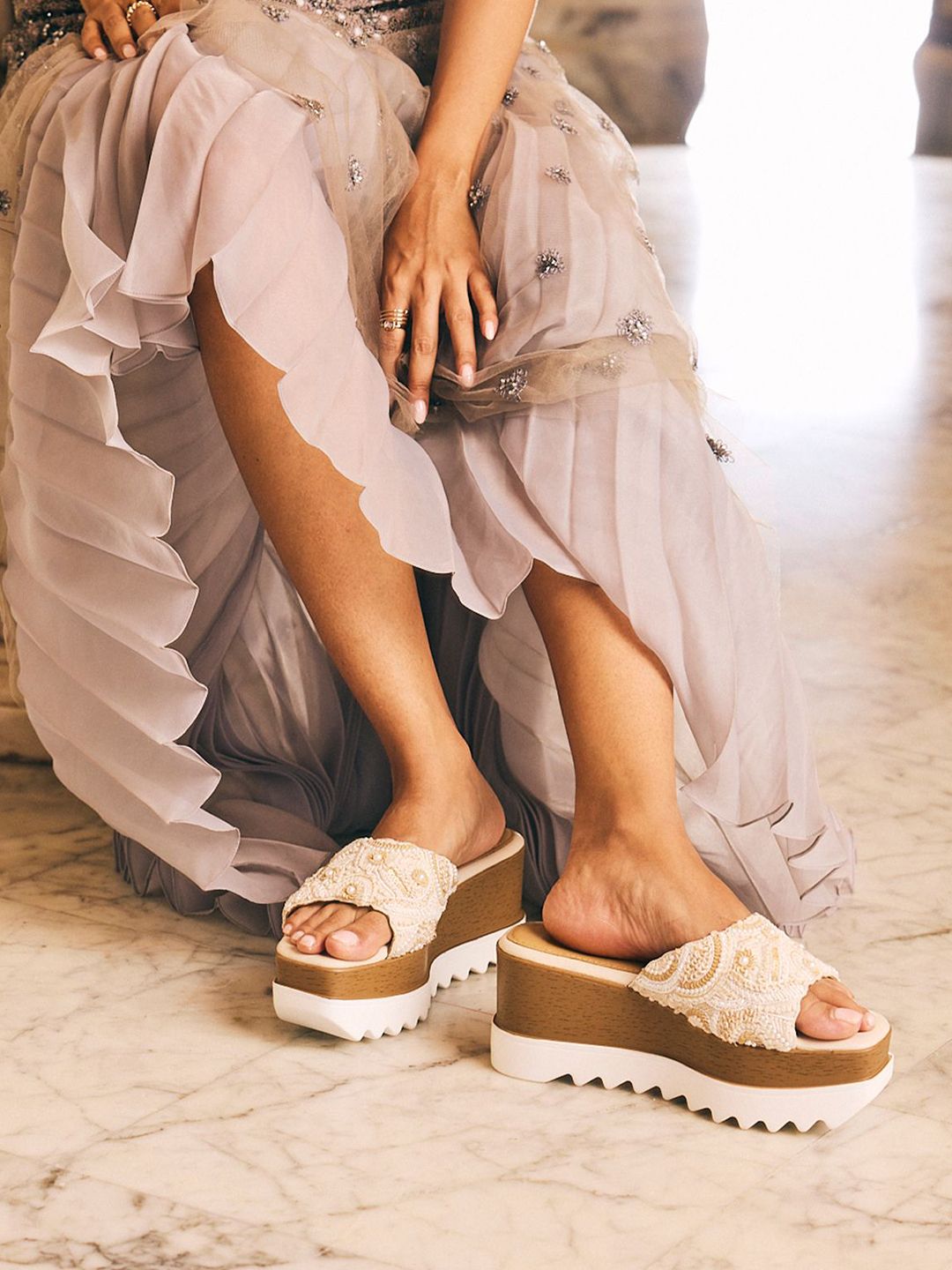 Anaar Ethnic Wedge Sandals-picture-20