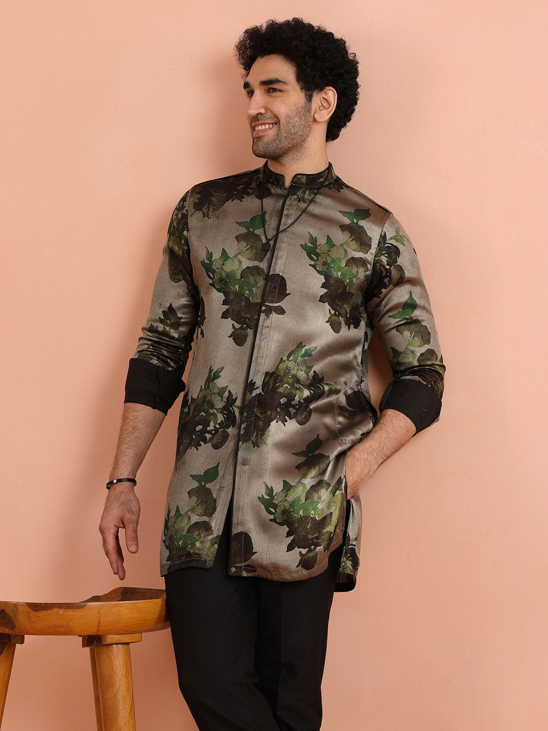 KISAH Floral Printed Mandarin Collar Art Silk Kurta-picture-15