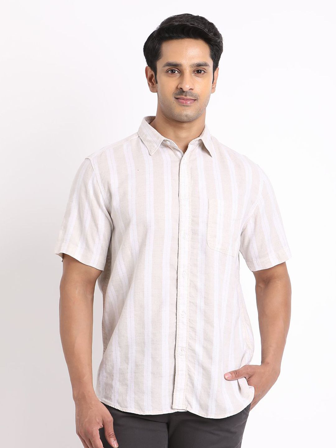 Indian Terrain Men Classic Slim Fit Vertical Striped Spread Collar Linen Casual Shirt-picture-18