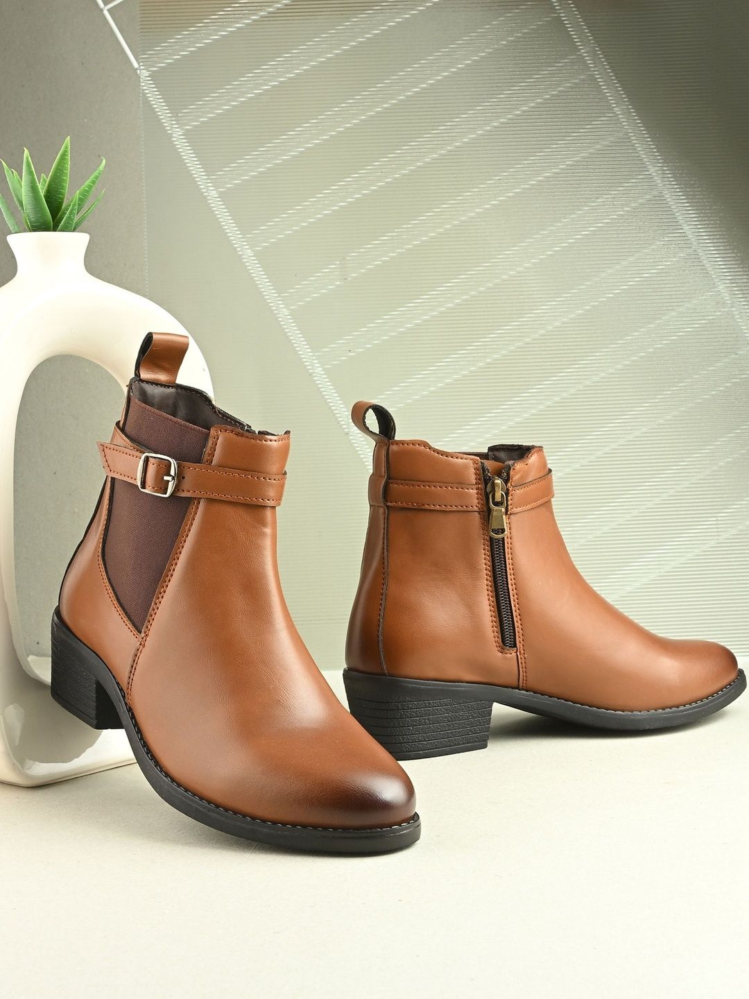 Roadster Women Buckle Details Casual Chelsea Boots-picture-15