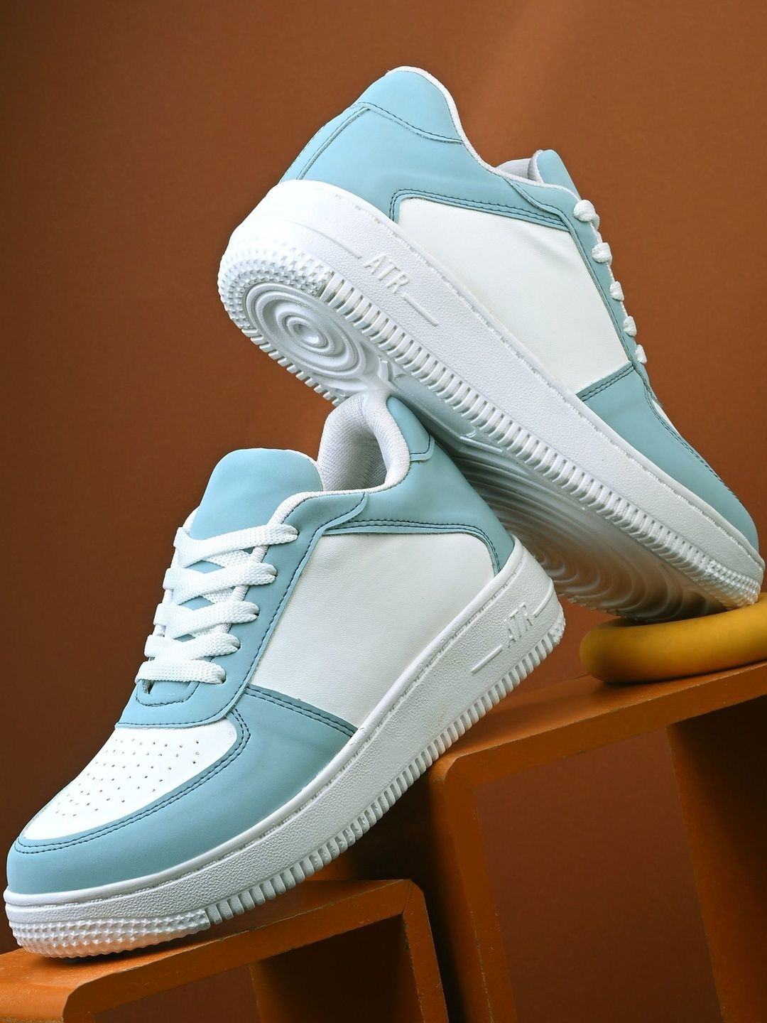 Roadster Women Round Toe Lace-Ups Sneakers-picture-39