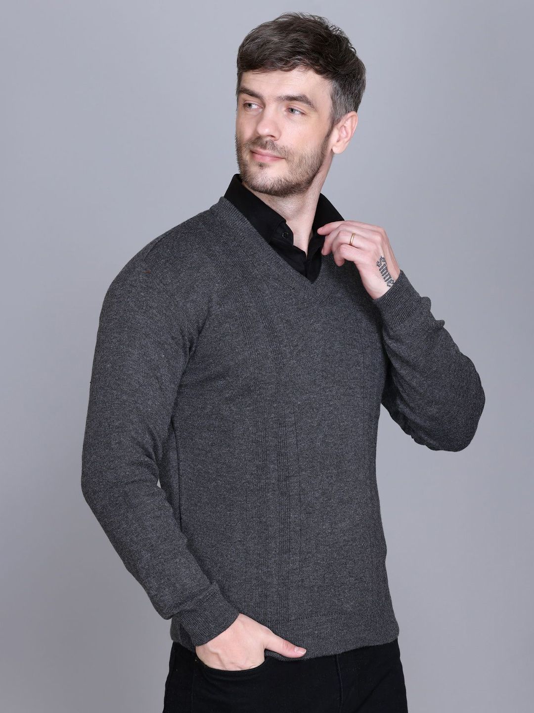 VENATORIA Men Ribbed Pullover-picture-55