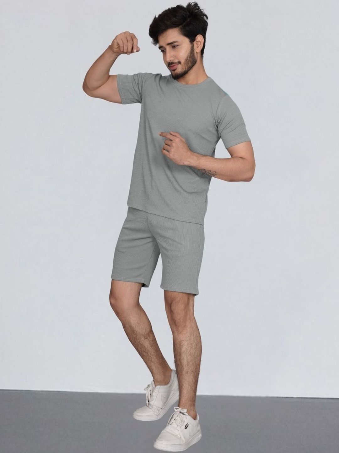 Moda Rapido Men Grey Textured Tshirt & Shorts Tracksuit-picture-29