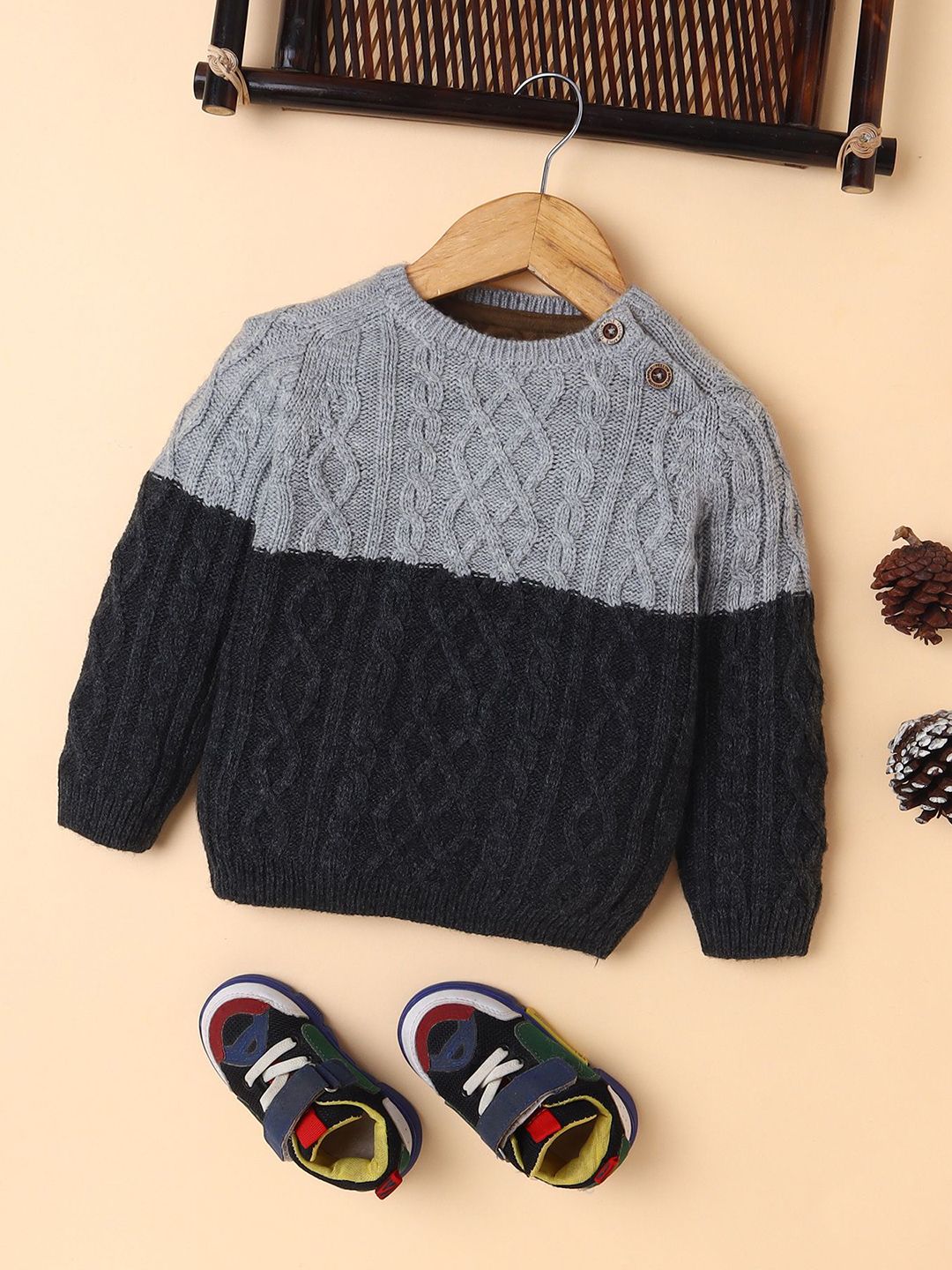 Yellow Apple Boys Colourblocked Round Neck Long Sleeves Pullover-picture-20