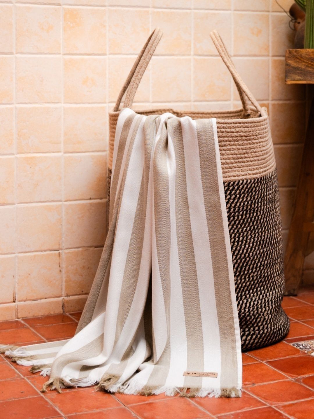 DEBAANS Cream & White Striped Bamboo 250 GSM Bath Towel-image-14
