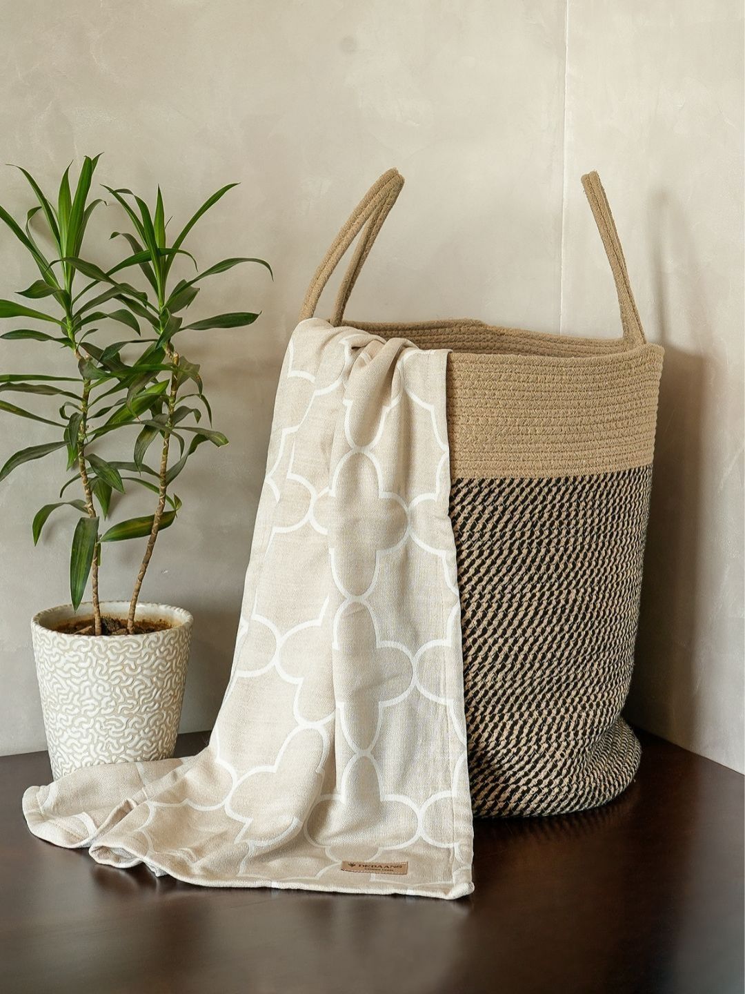 DEBAANS Cream & White Printed Bamboo 270 GSM Bath Towel-picture-54