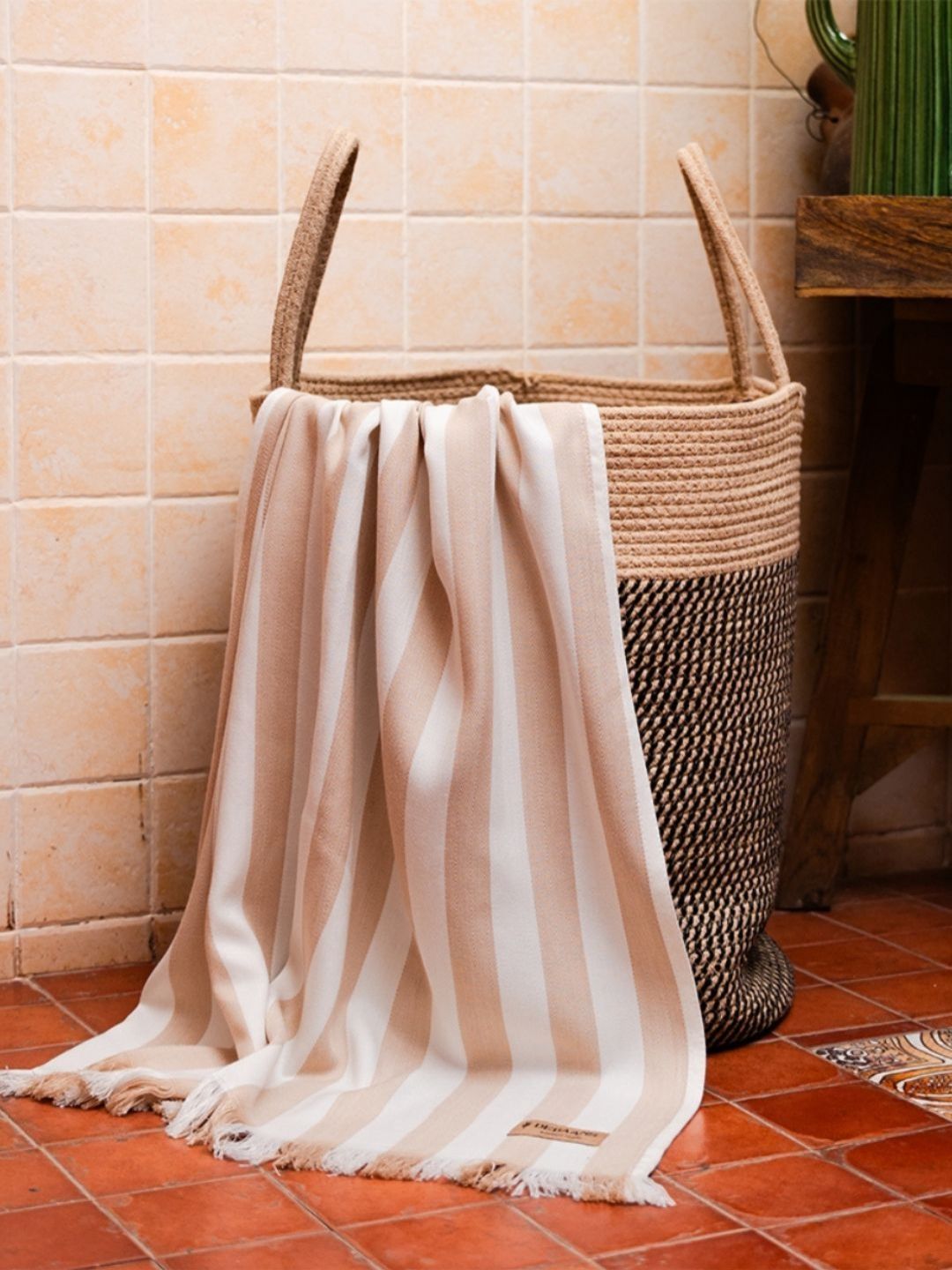 DEBAANS Cream & & White Striped Bamboo 250 GSM Bath Towel-image-49