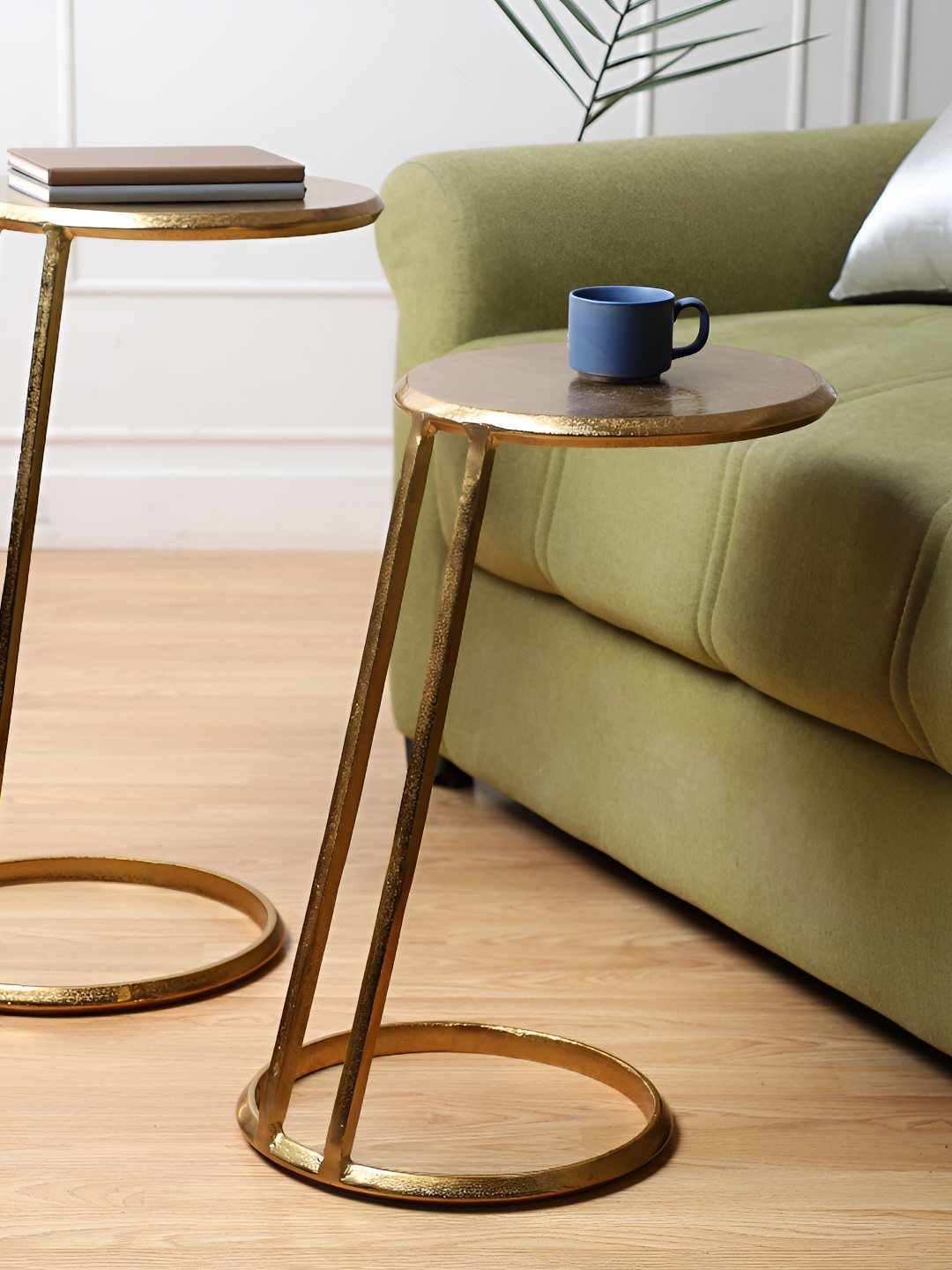 Decor de Maison 2Pcs Yellow Textured Metal Slanted Nesting Tables