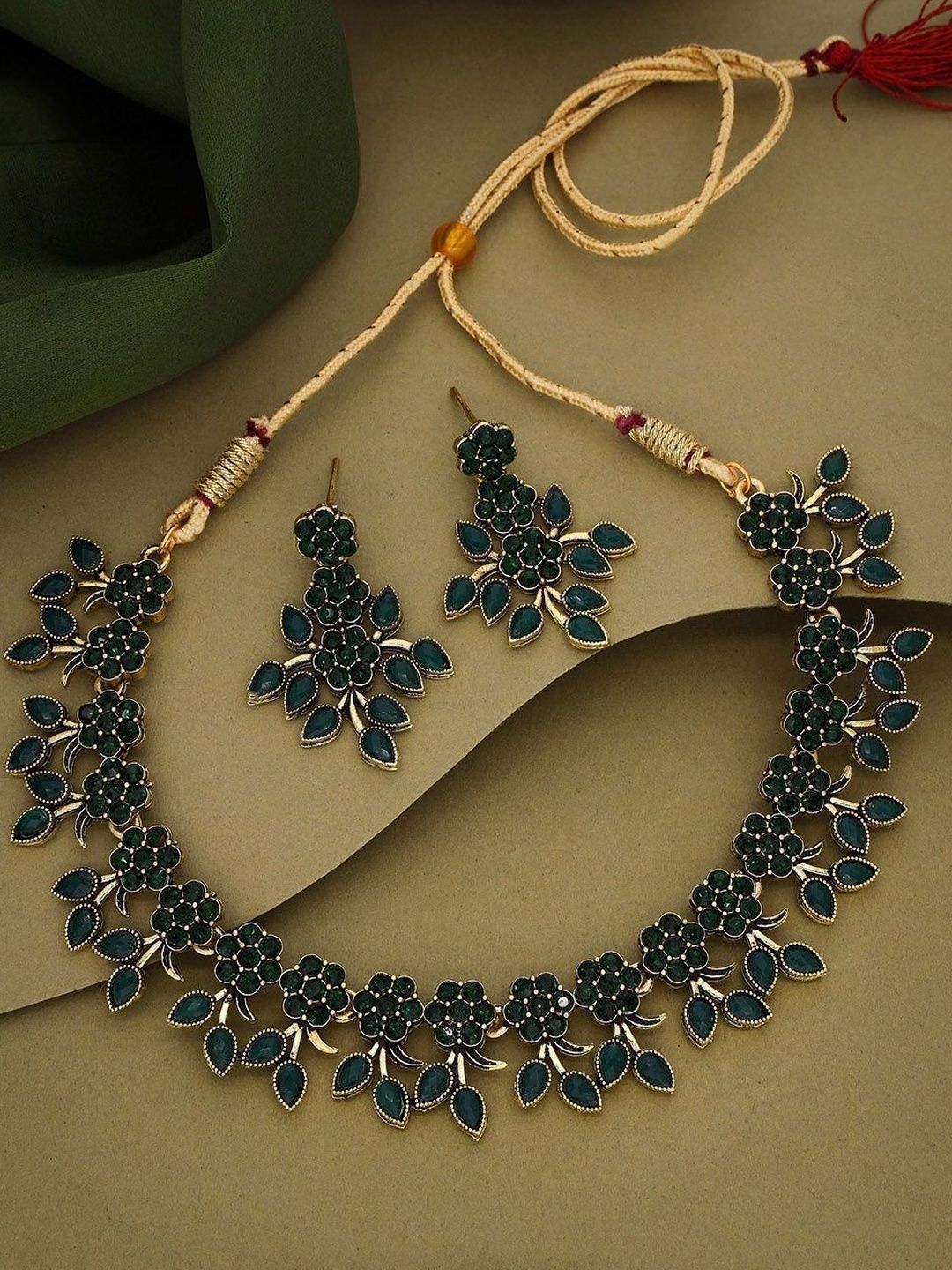 Anouk Gold Plated Choker Necklace Jewellery Set with AD Diamonds & Drop Earrings-picture-12
