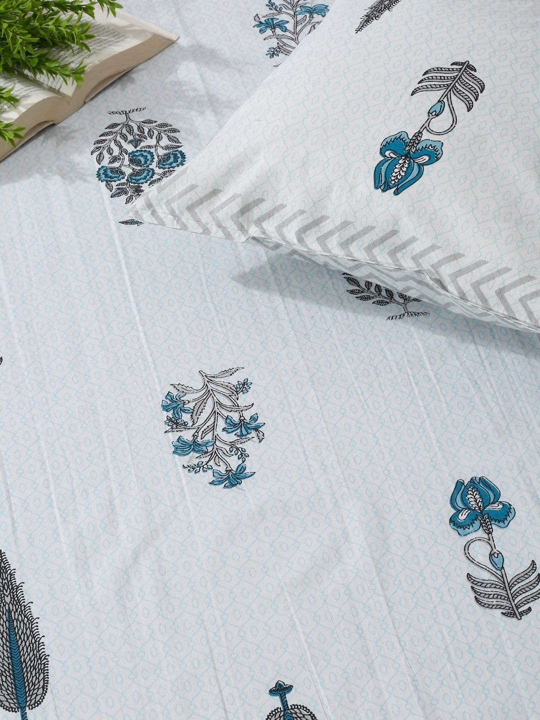 Rajasthan Decor White & Blue Ethnic 144 TC Cotton Single Bedsheet Set 1.50 m x 2.25 m-picture-32