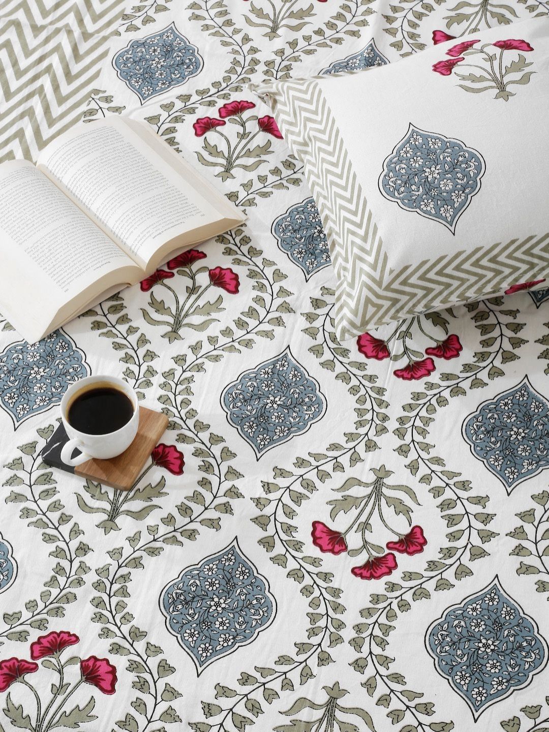 Rajasthan Decor White & Grey Ethnic 210 TC Cotton Super King Bedsheet Set 2.70 m x 2.70 m-picture-31